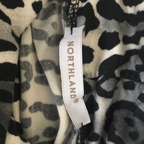 🇮🇹 Northland Leopard Print Tunic - Picture 4 of 5